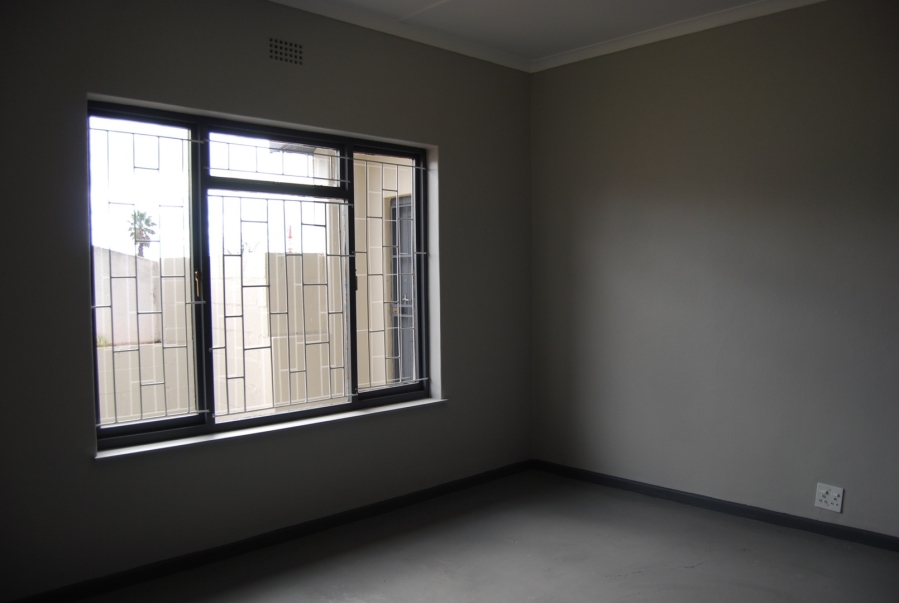 To Let commercial Property for Rent in Vredenburg Western Cape